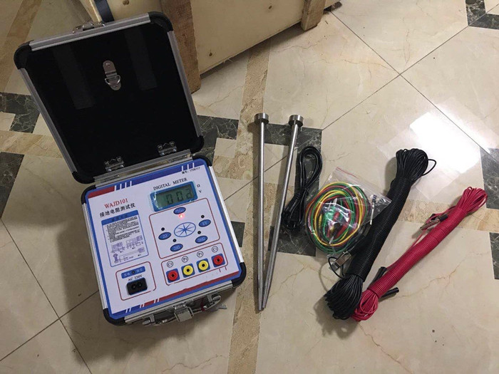  SMD-101 數字式接地電阻測試儀